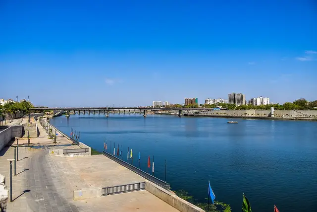 Flights From Ahmedabad To Bengaluru