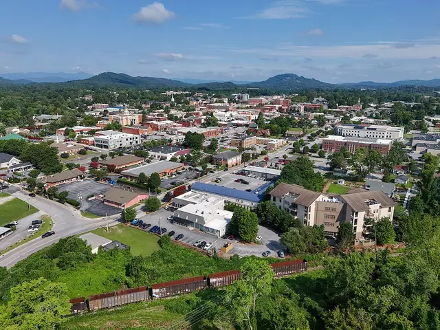 Hendersonville, United States